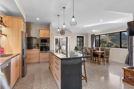 Photo of property in 9 Goddard Way, Sawyers Bay, Port Chalmers, 9023