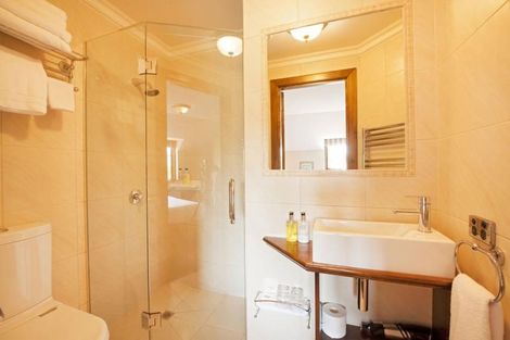 Photo of property in Village Green Cottages, 407/10 Quiet Woman Way, Monaco, Nelson, 7011