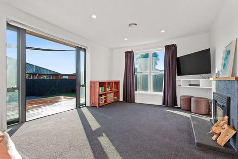 Photo of property in 9 Oakhampton Street, Hornby, Christchurch, 8042