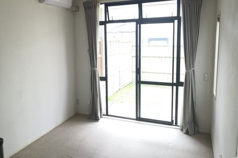 Photo of property in 102/2 Armoy Drive, East Tamaki, Auckland, 2016