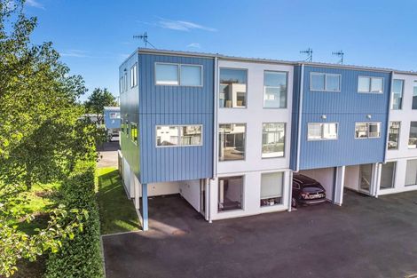 Photo of property in 32/31 Reynolds Place, Papamoa Beach, Papamoa, 3118