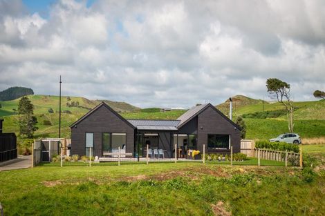 Photo of property in 15 Ruruhi Street, Raglan, 3225