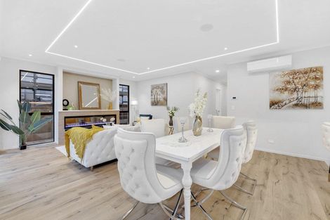 Photo of property in 14 Alluvial Street, Flat Bush, 2019