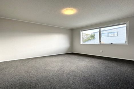 Photo of property in 365 Don Buck Road, Massey, Auckland, 0614