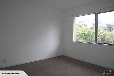 Photo of property in 100c Birkenhead Avenue, Birkenhead, Auckland, 0626