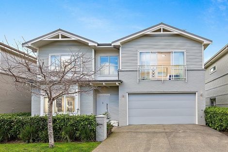 Photo of property in 18 Kensington Drive, Orewa, 0931