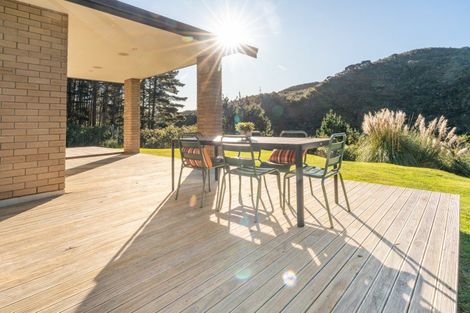 Photo of property in 150 Makara Road, Makara, Karori, 6972