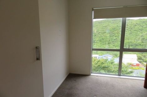 Photo of property in 29 Saddleback Grove, Karori, Wellington, 6012