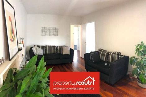 Photo of property in 70 Flanshaw Road, Te Atatu South, Auckland, 0610