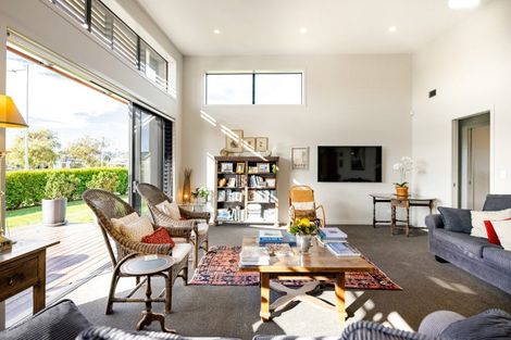 Photo of property in 2a Baxter Michael Crescent, Cambridge, 3434