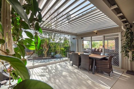 Photo of property in 127 Oaktree Avenue, Browns Bay, Auckland, 0630