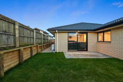 Photo of property in 12u2 Onukutara Place, Huntington, Hamilton, 3281