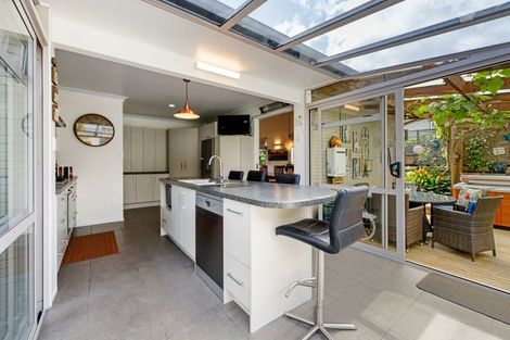 Photo of property in 7 Golf Grove, St Andrews, Hamilton, 3200