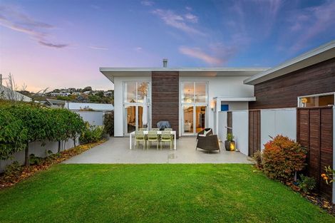 Photo of property in 8 Koromiko Street, Saint Martins, Christchurch, 8022