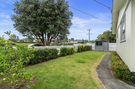Photo of property in 1/18 Matipo Road, Te Atatu Peninsula, Auckland, 0610