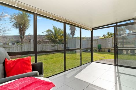 Photo of property in 8 Kestrel Avenue, Welcome Bay, Tauranga, 3112