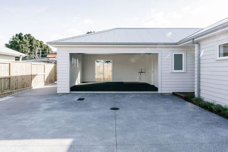 Photo of property in 13b Western Avenue, Omokoroa, 3114