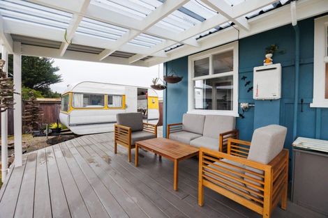 Photo of property in 10 Kent Terrace, Foxton Beach, Foxton, 4815