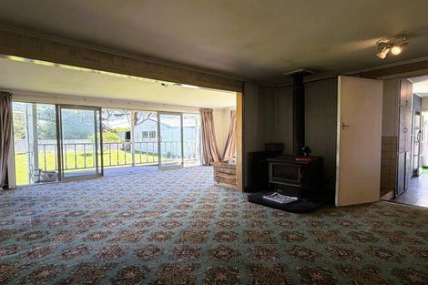 Photo of property in 124 Blake Street, Blaketown, Greymouth, 7805