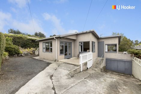 Photo of property in 11 Owen Street, Green Island, Dunedin, 9018