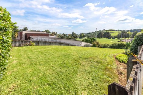 Photo of property in 43 Ridgeway Road, Pukekohe, 2120