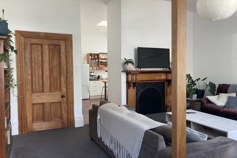 Photo of property in 15 Myrtle Crescent, Mount Cook, Wellington, 6021