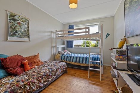 Photo of property in 21 Marama Crescent, Spotswood, New Plymouth, 4310