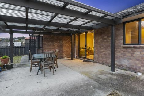 Photo of property in 35 Cabeleigh Drive, Helensville, 0800