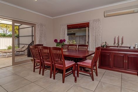 Photo of property in 17a Hetley Crescent, Taradale, Napier, 4112