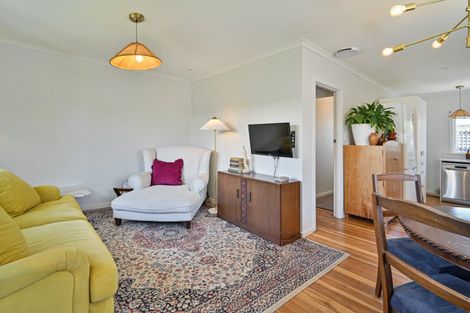 Photo of property in 1/204a Park Road South, Akina, Hastings, 4122