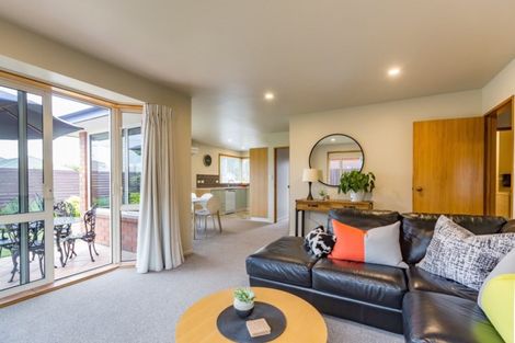 Photo of property in 30 Seymour Street, Hornby, Christchurch, 8042