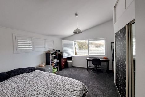 Photo of property in 1/308 Beach Road, Campbells Bay, Auckland, 0630