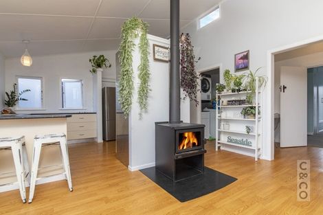 Photo of property in 18 Kent Terrace, Riverhead, 0820