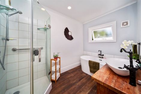 Photo of property in 17 Miranda Street, Stratford, 4332