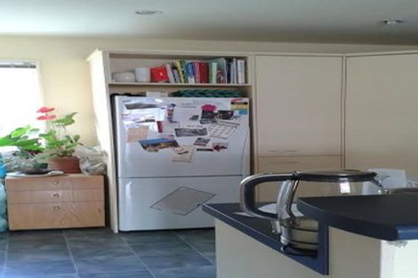 Photo of property in 10 Colombo Street, Hokowhitu, Palmerston North, 4410