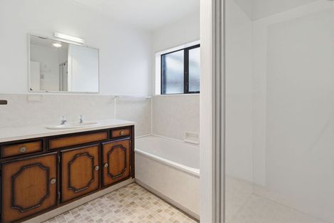 Photo of property in 2a Civic Place, Waiuku, 2123