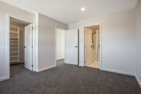 Photo of property in 8 Parekareka Lane, Kenepuru, Porirua, 5022