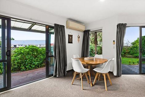 Photo of property in 2/16 Alan Styles Place, Greenmeadows, Napier, 4112