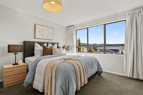 Photo of property in 42 Dominica Crescent, Grenada Village, Wellington, 6037