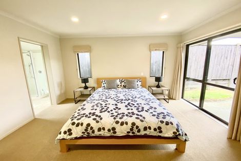Photo of property in 12 Kalmore Place, Flat Bush, Auckland, 2016
