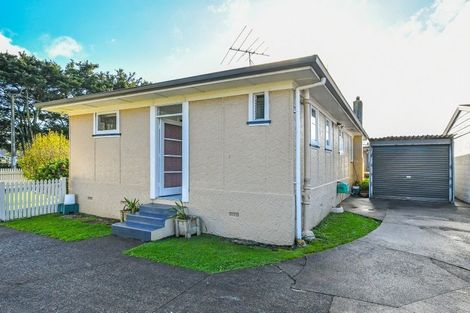 Photo of property in 1/7 Settlement Road, Papakura, 2110