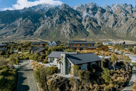 Photo of property in 15 Mckellar Drive, Jacks Point, Queenstown, 9371