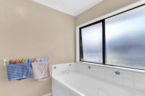 Photo of property in 46 Ayrshire Drive, Grandview Heights, Hamilton, 3200