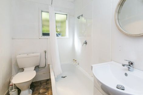Photo of property in 1f1 Harland Street, Brooklyn, Wellington, 6021