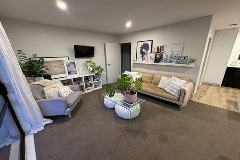 Photo of property in 143 Palmers Road, New Brighton, Christchurch, 8083