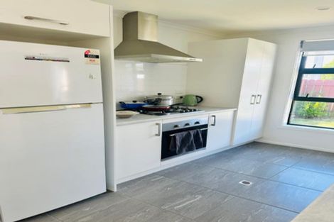 Photo of property in 15u3 Mabian Crescent, Deanwell, Hamilton, 3206