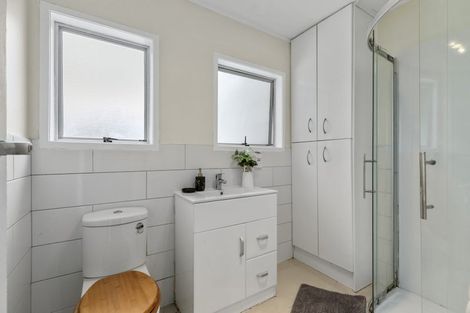 Photo of property in 5/1 Pimento Place, New Lynn, Auckland, 0600