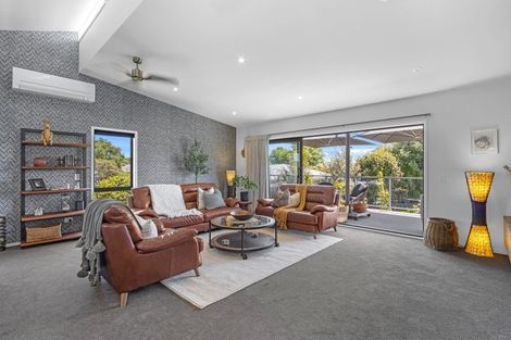 Photo of property in 19 Abbotts Place, Avonhead, Christchurch, 8042