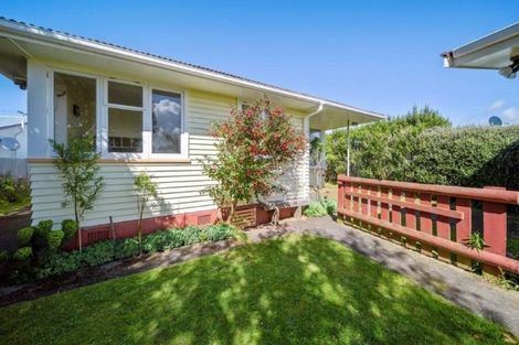Photo of property in 41 Iredale Road, Hawera, 4610