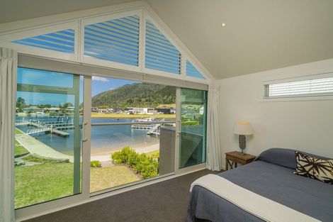 Photo of property in 132 Motu Hei, Pauanui, Hikuai, 3579